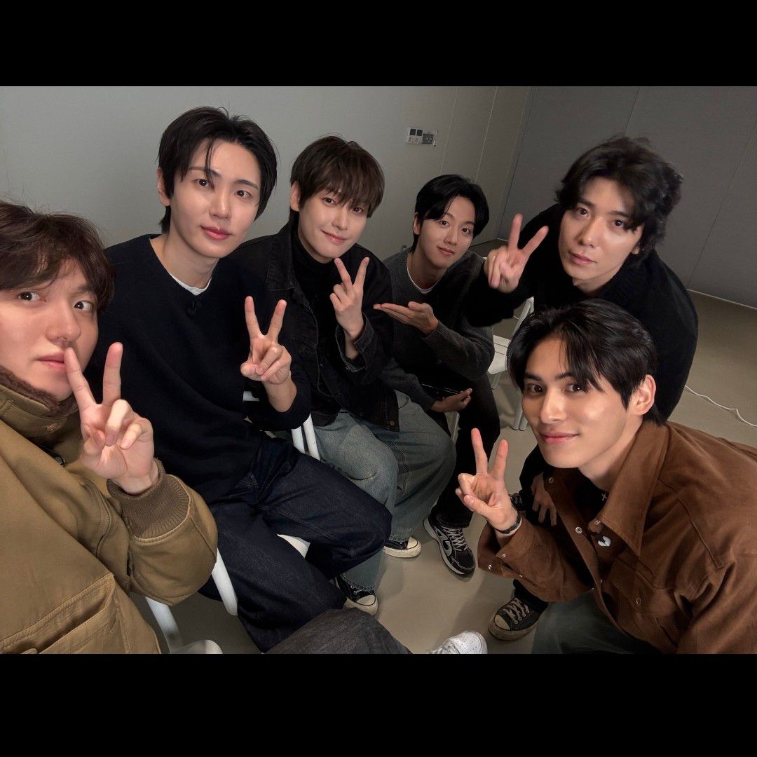 A moment captured by SF9's fan