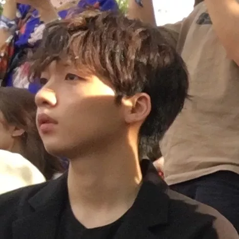 Recent activity shot of Jeong Sewoon