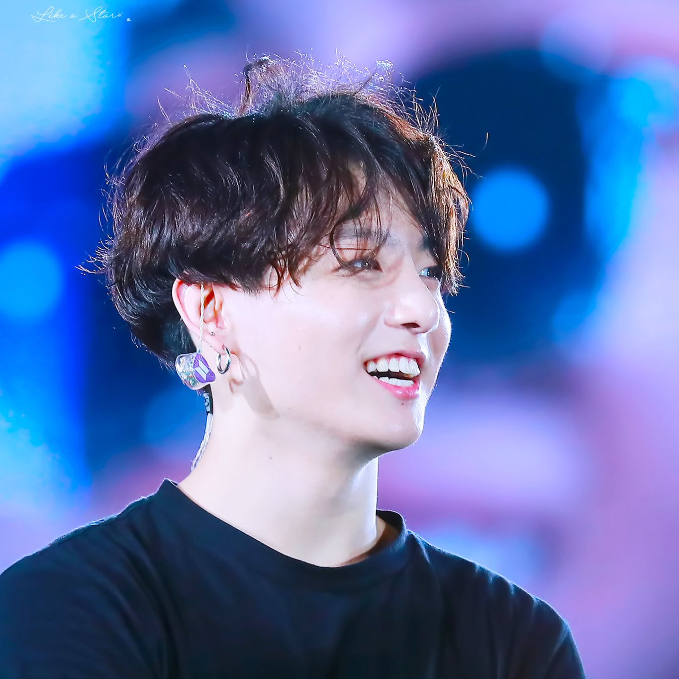 A moment captured by Jungkook (BTS)'s fan