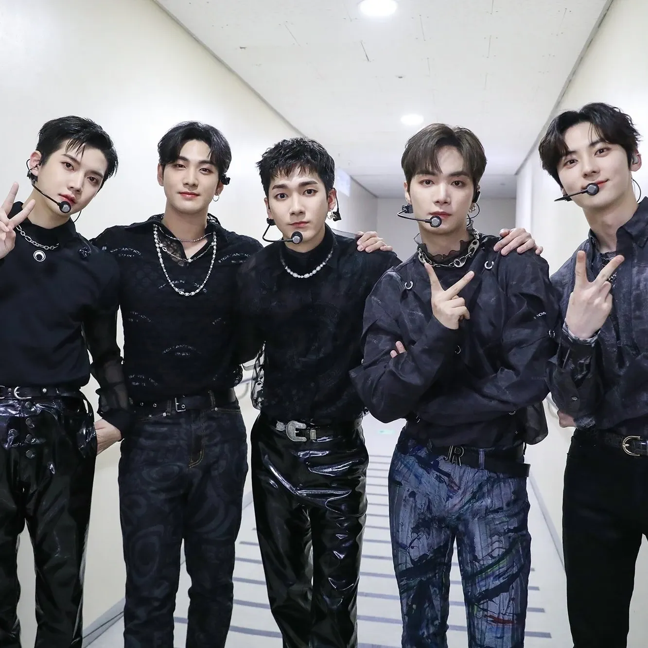 A moment captured by NU'EST's fan