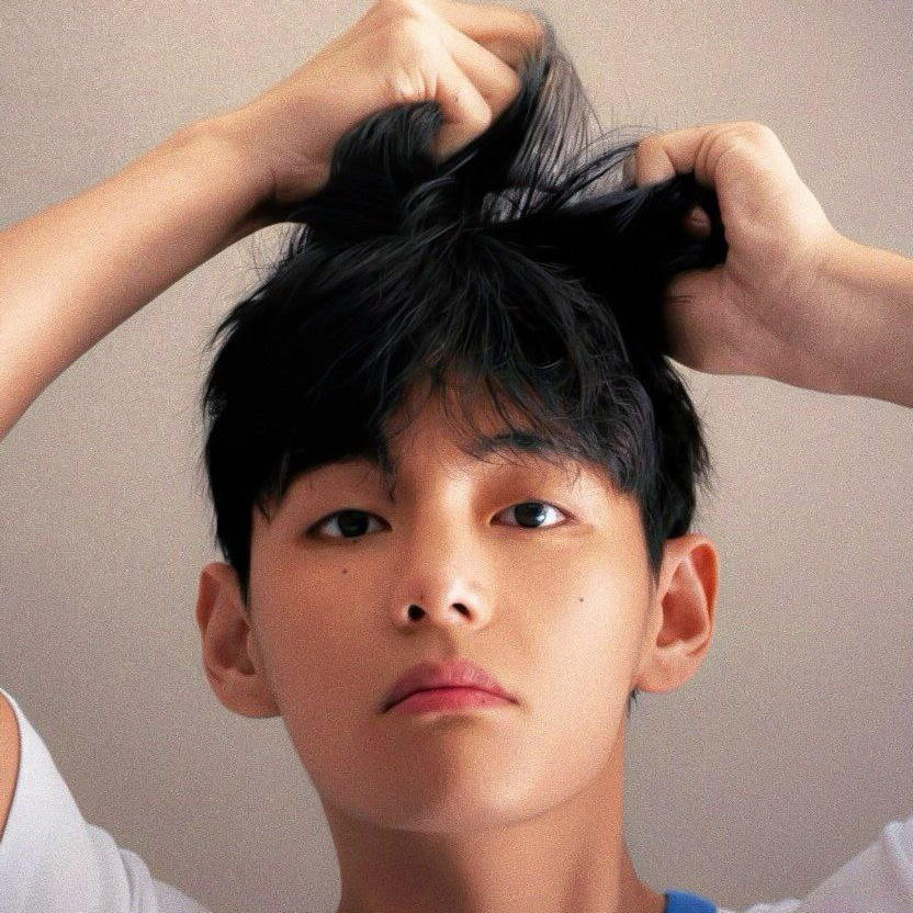 뷔 (방탄소년단)의 비하인드 컷