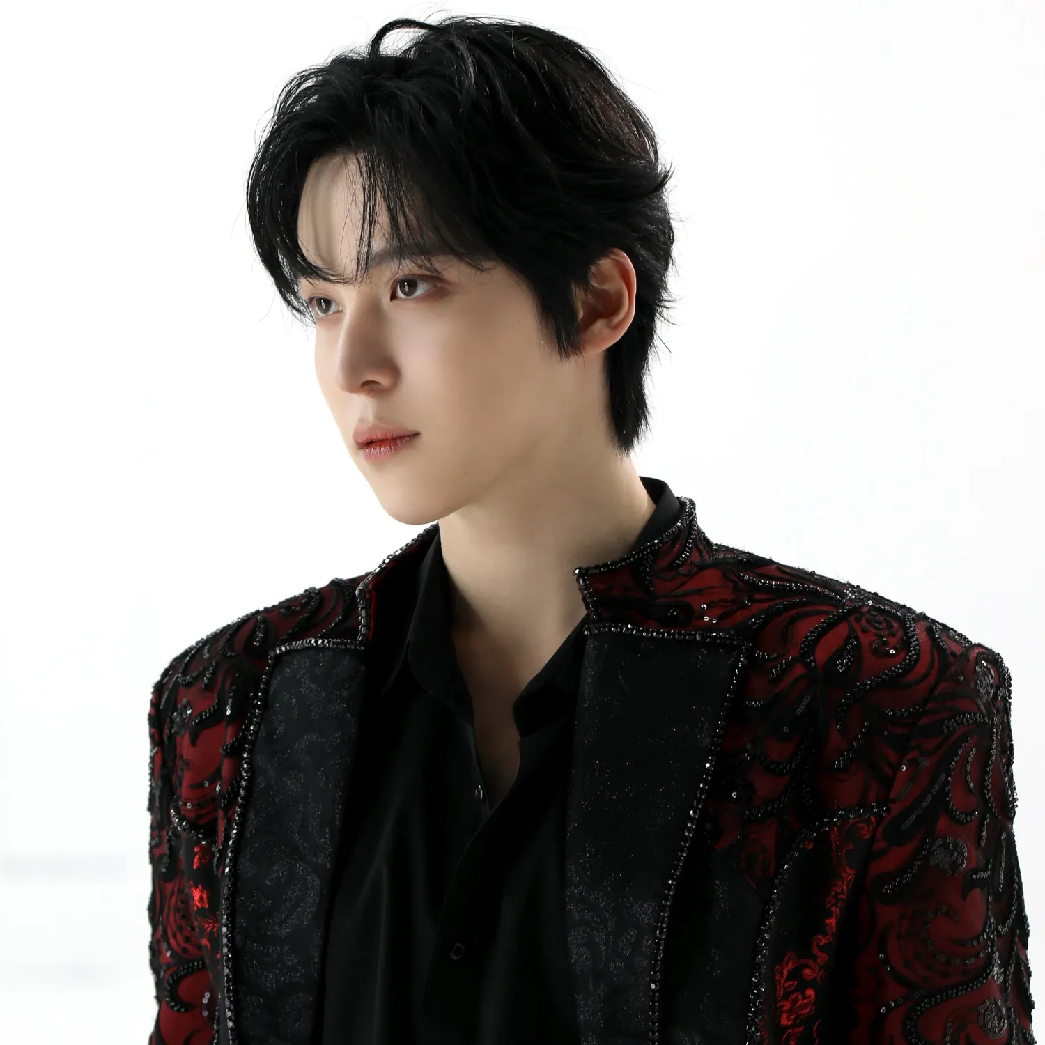 ATEEZ的最新照片