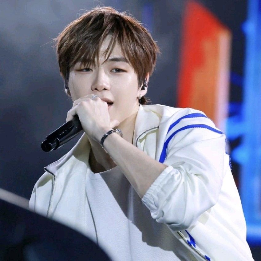 강다니엘 팬이 찍은 순간