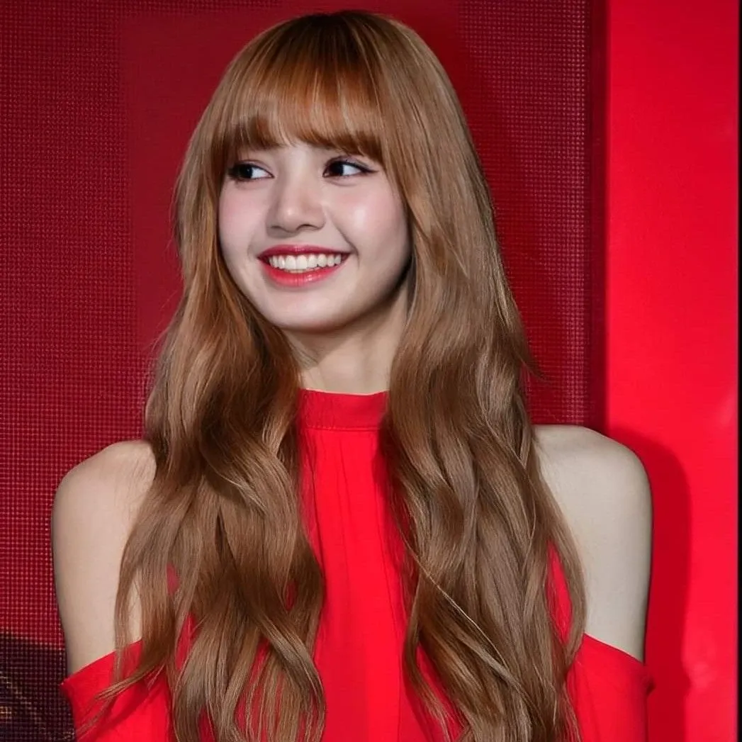 리사 (BLACKPINK) 최근 활동샷