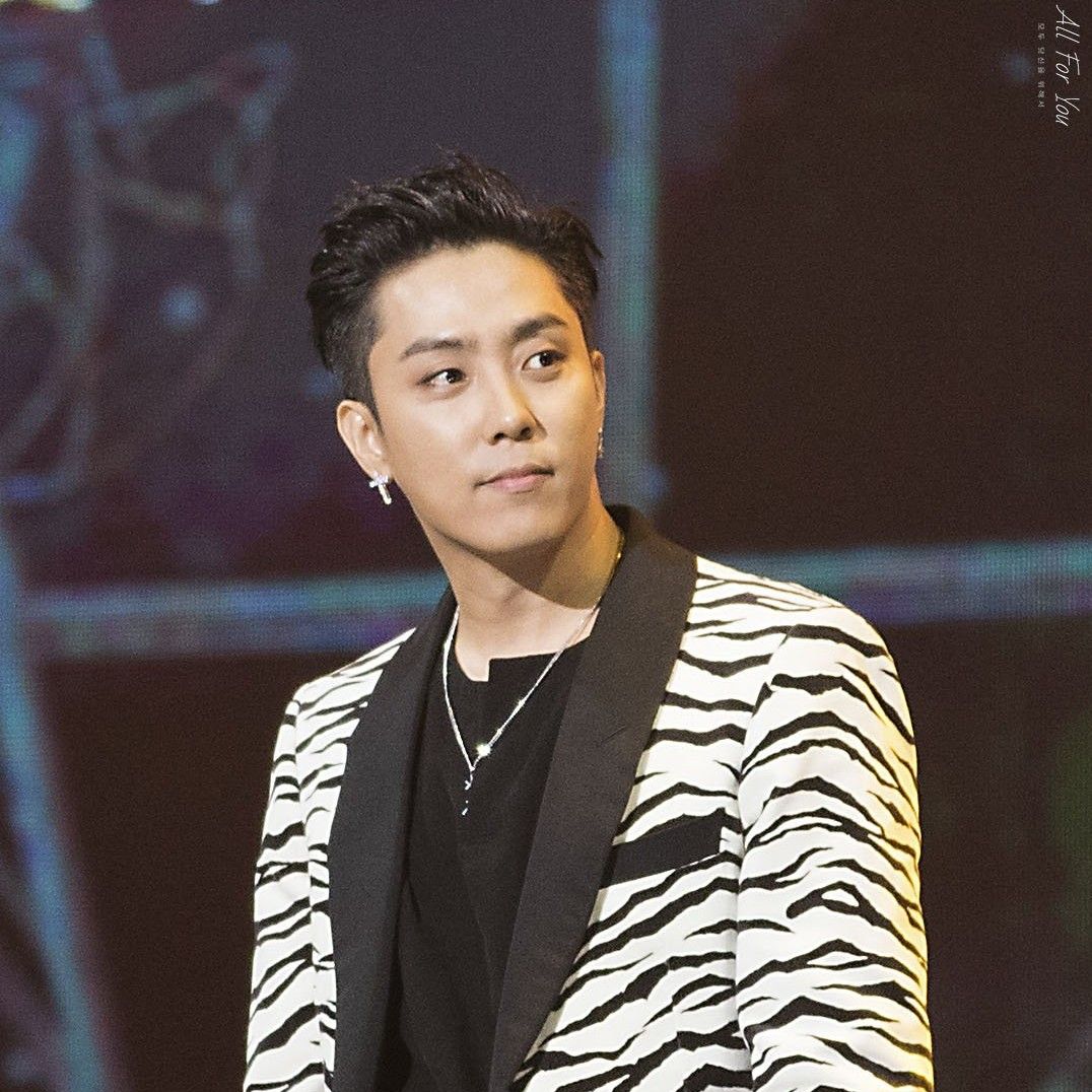 A moment captured by Eun Jiwon (SECHSKIES)'s fan