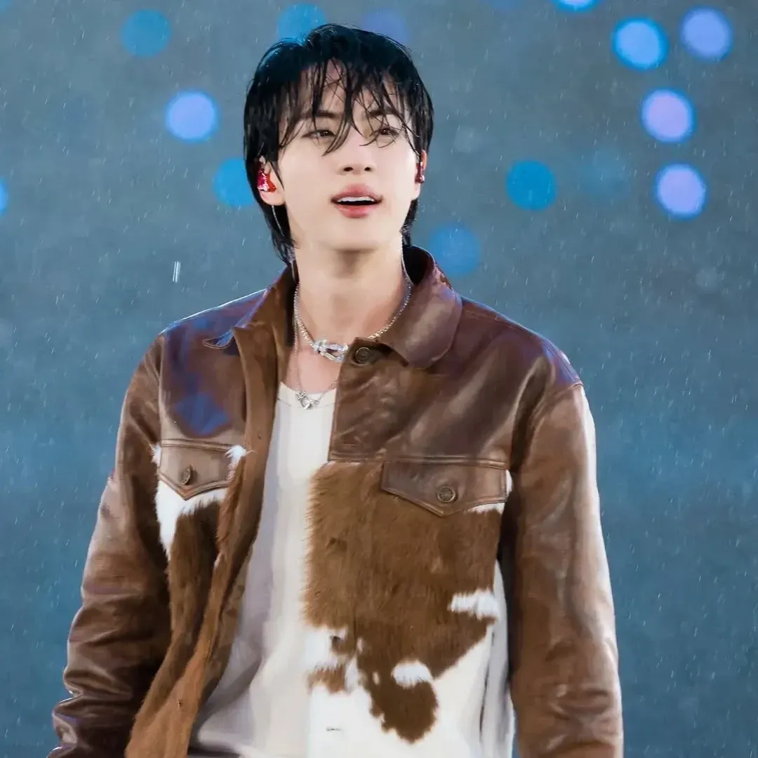 Potret di balik layar Jin (BTS)