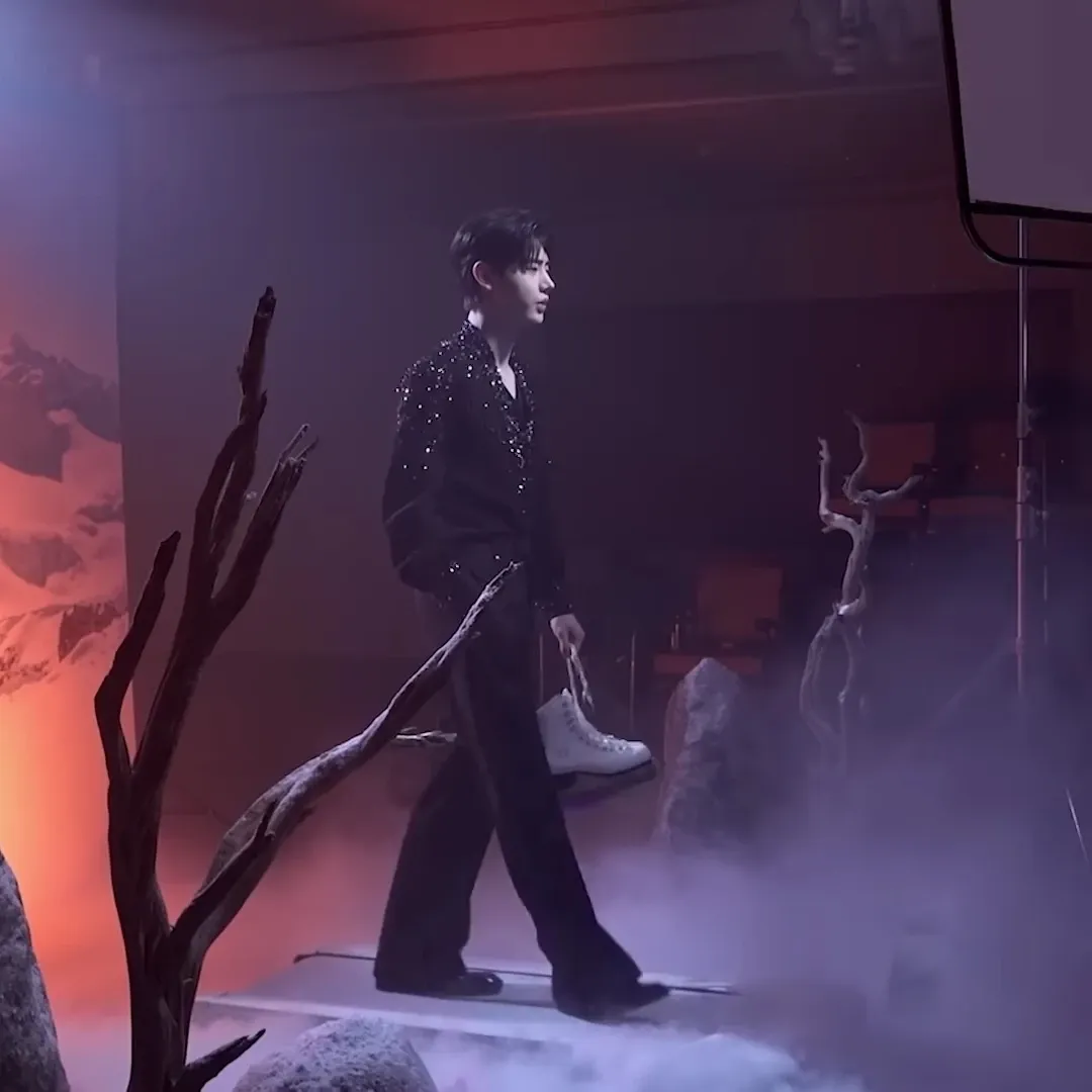 A moment captured by Sunghoon (ENHYPEN)'s fan