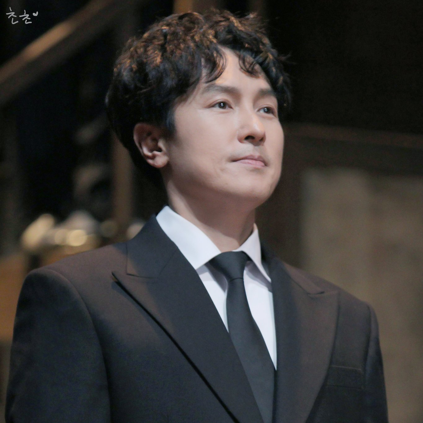 A moment captured by Kim Dongwan (SHINHWA)'s fan