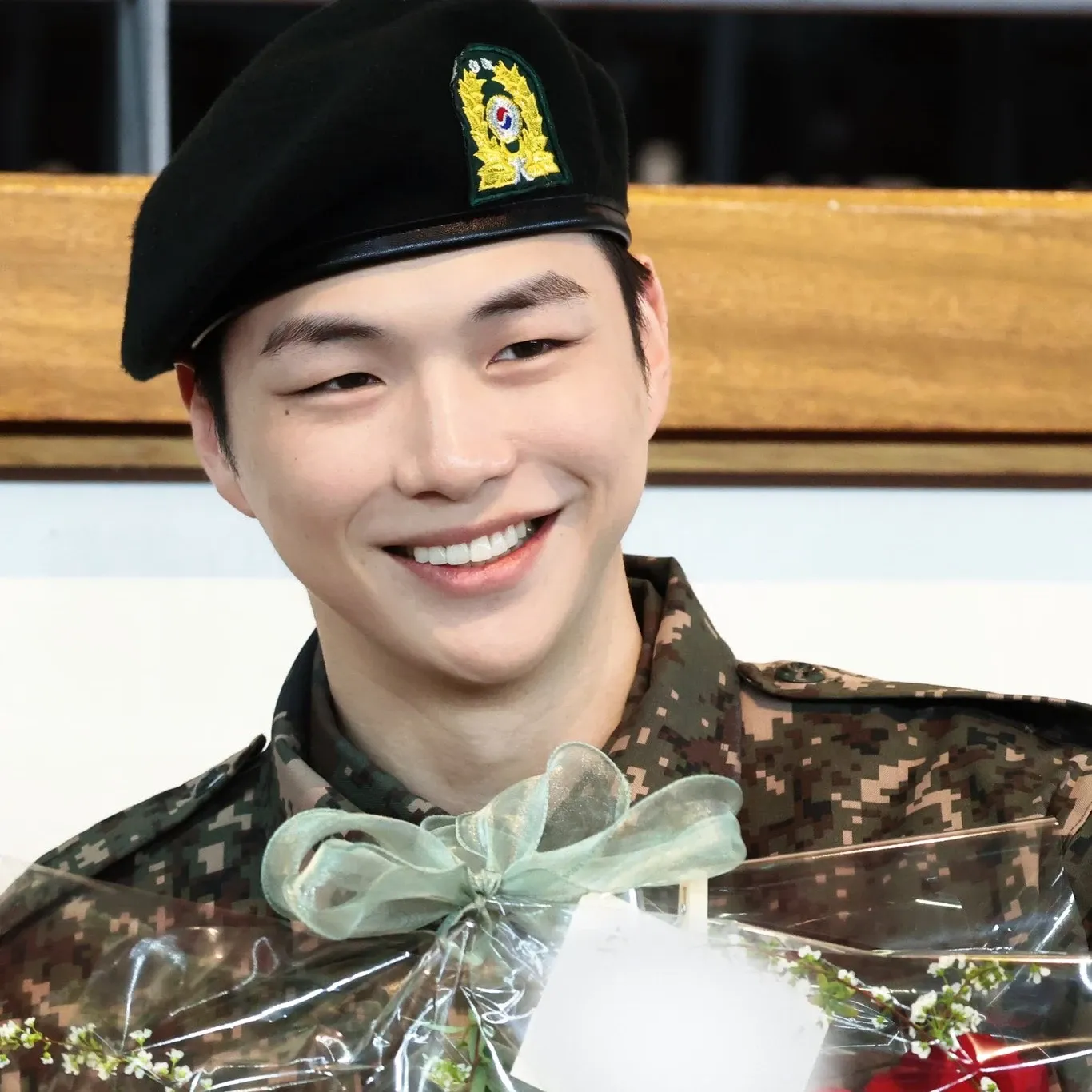 Behind-the-scenes cut of Kang Daniel