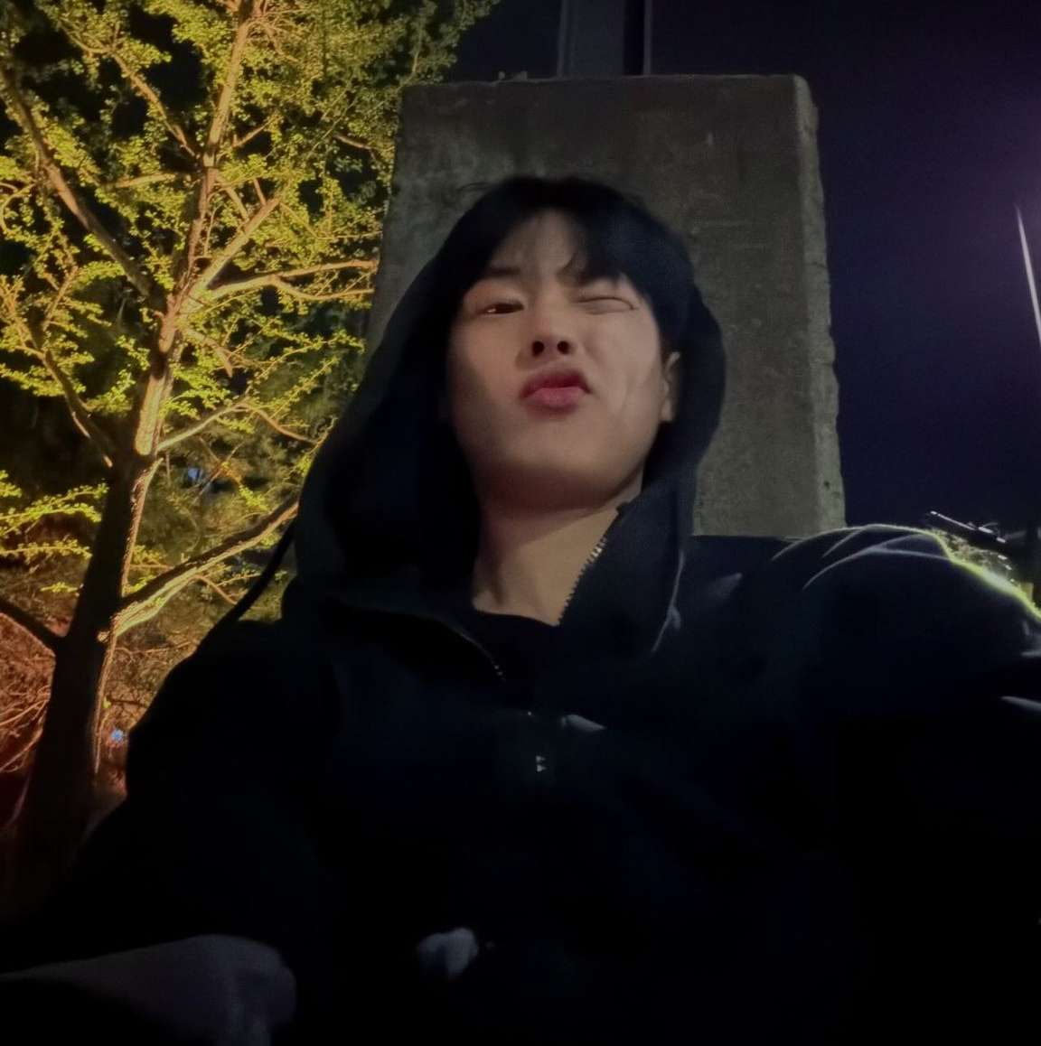 A moment captured by Choi Byungchan's fan
