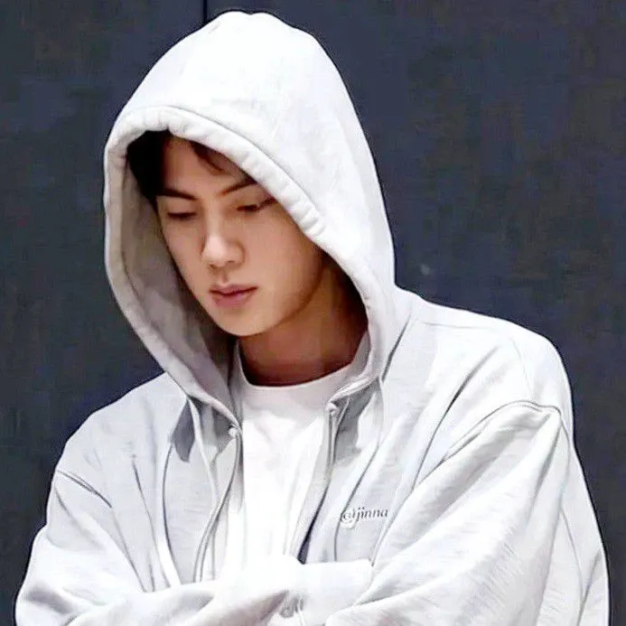 진 (방탄소년단) 최근 활동샷