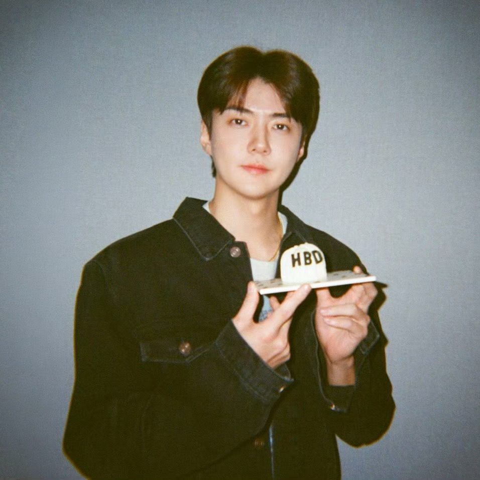 세훈 (EXO)의 비하인드 컷