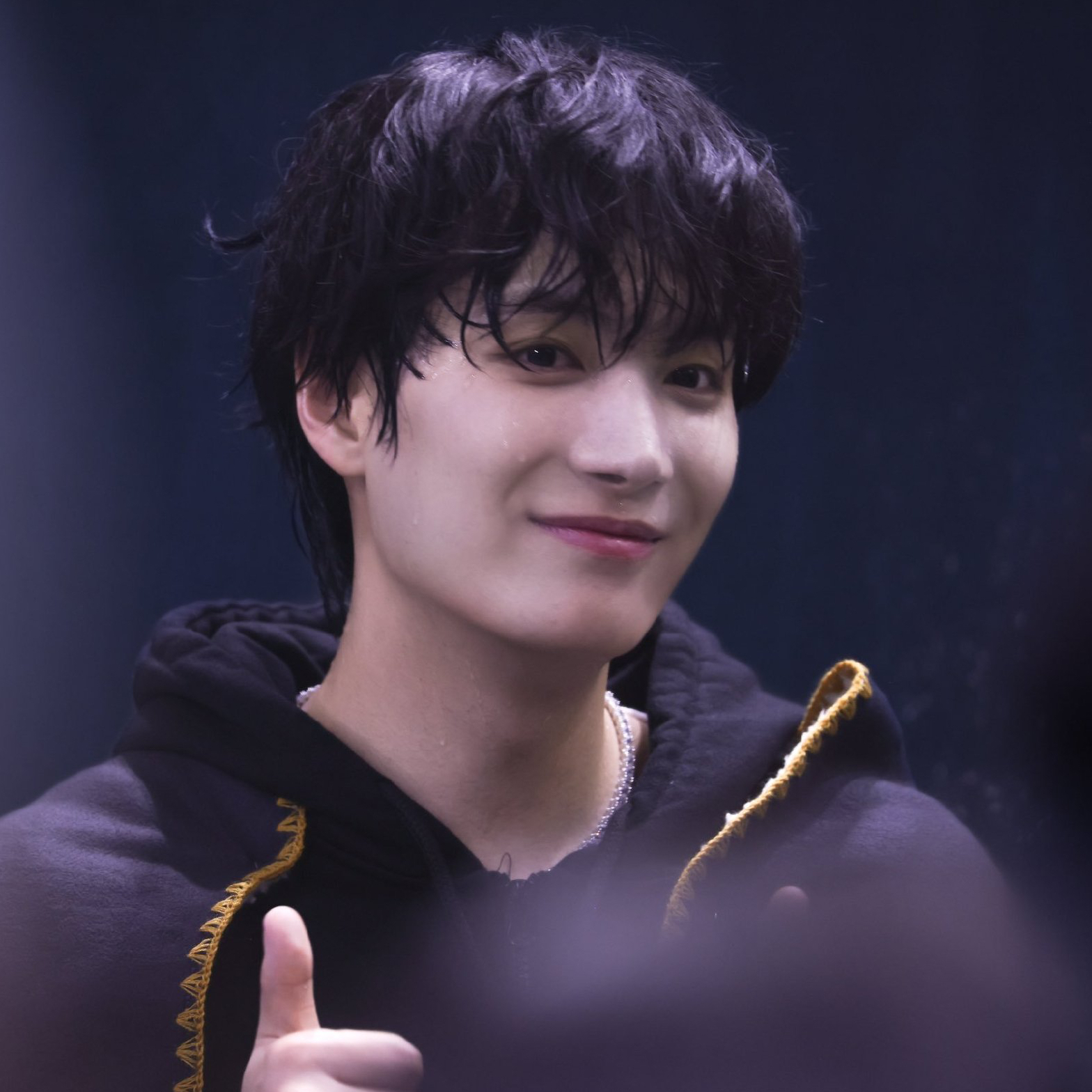 A moment captured by Kim Jonghyeon's fan