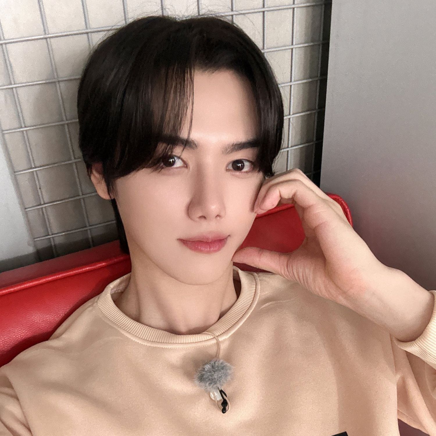 敏熙 (CRAVITY)的最新照片