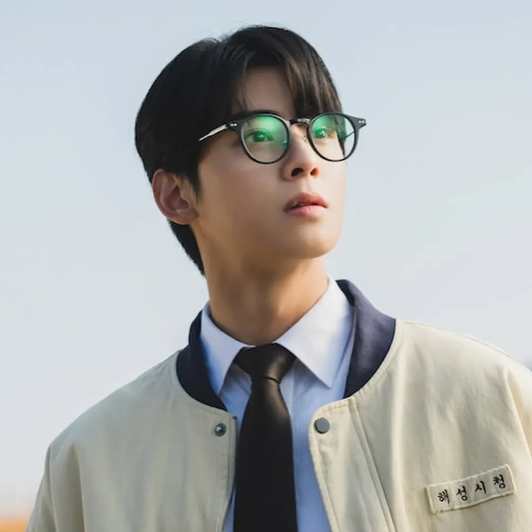 Recent activity shot of Eunwoo (ASTRO)