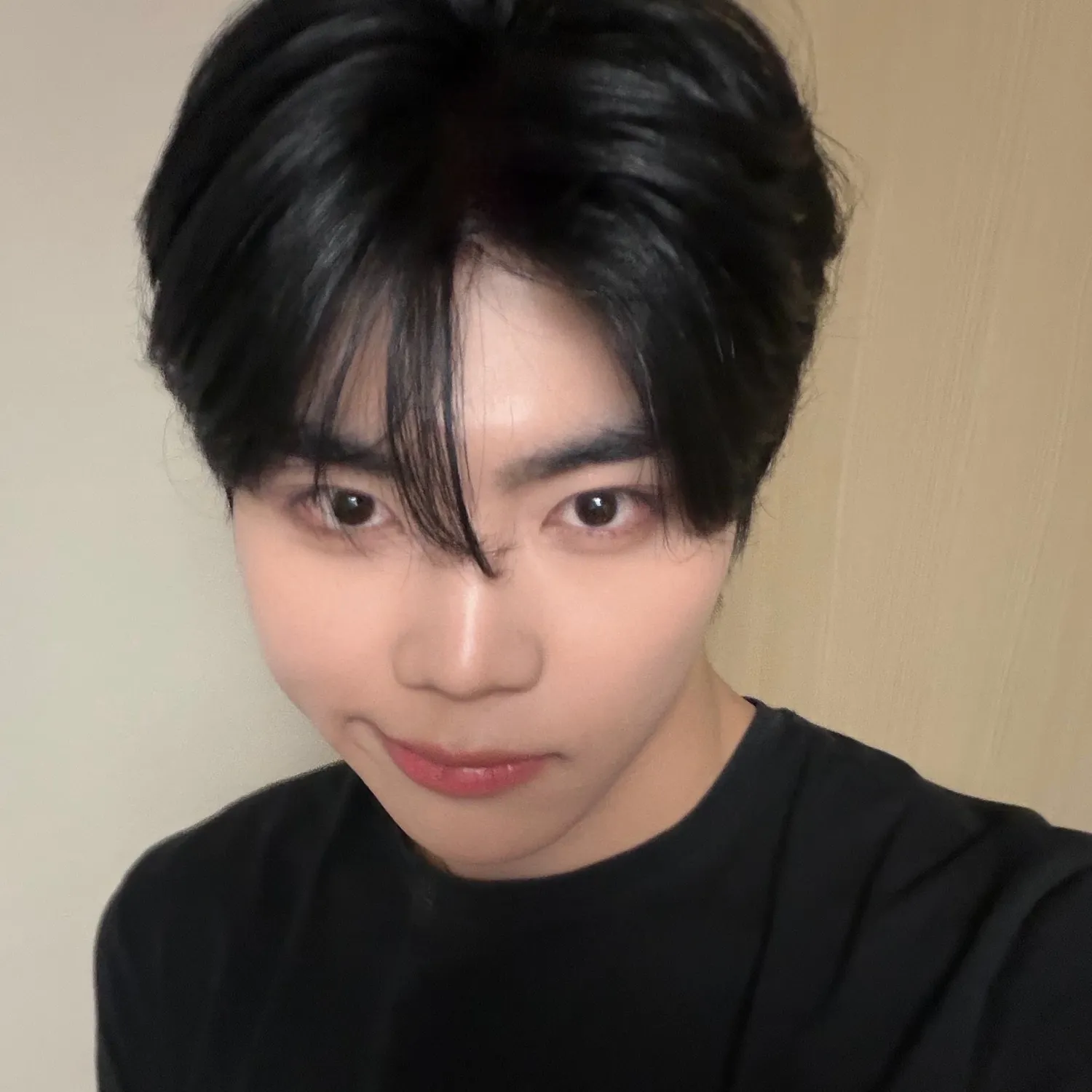 朴干旭 (ZEROBASEONE)的最新活动照片