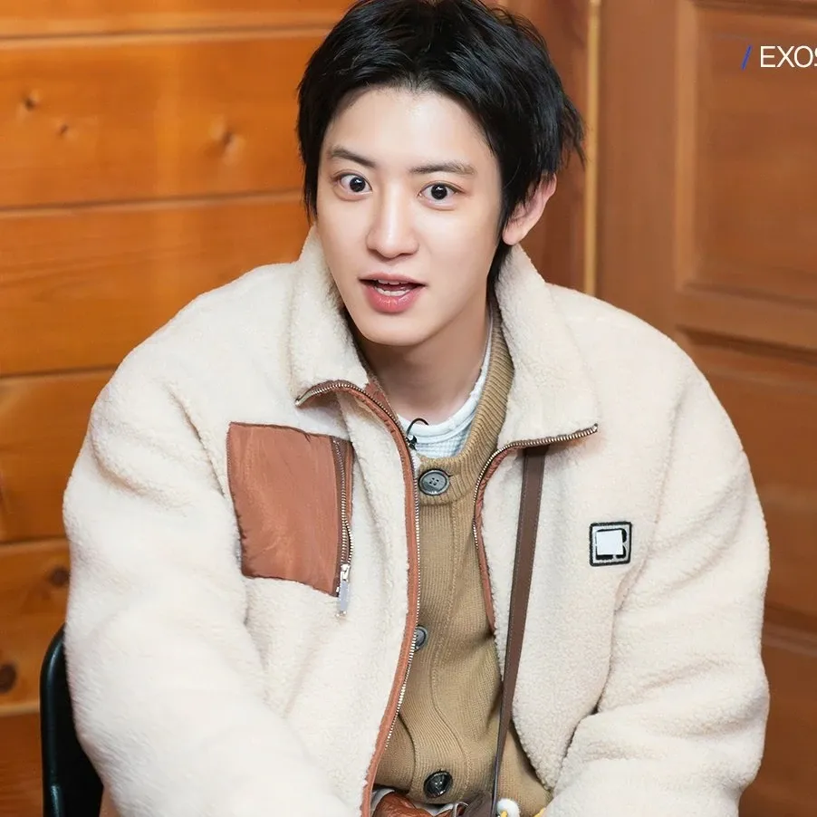 Momen yang diabadikan oleh penggemar Chanyeol (EXO)