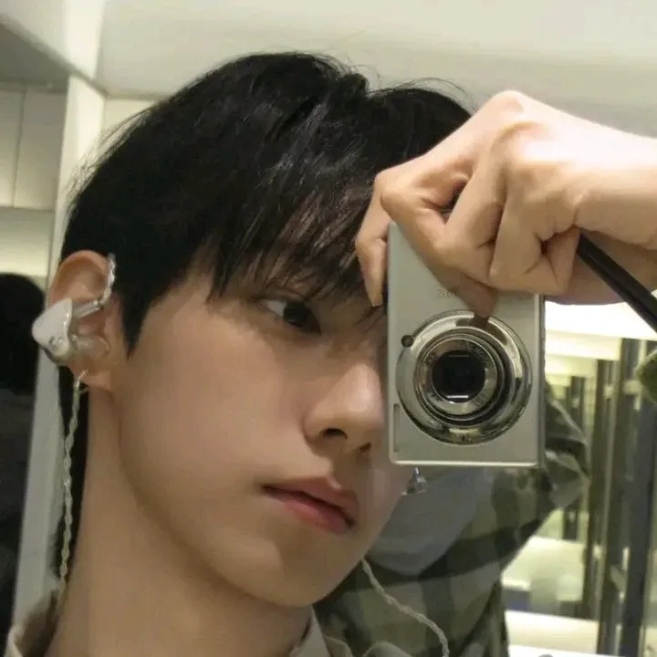 Behind-the-scenes cut of Chuei Liyu