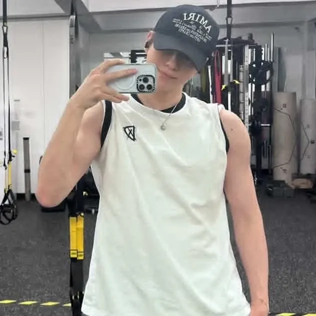 강다니엘의 비하인드 컷