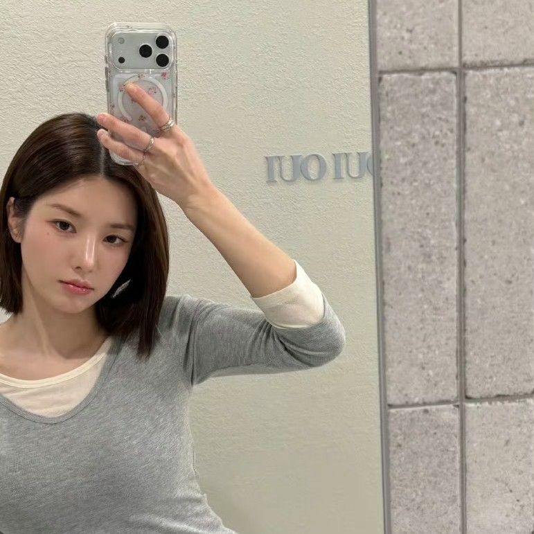 Behind-the-scenes cut of Kwon Eunbi