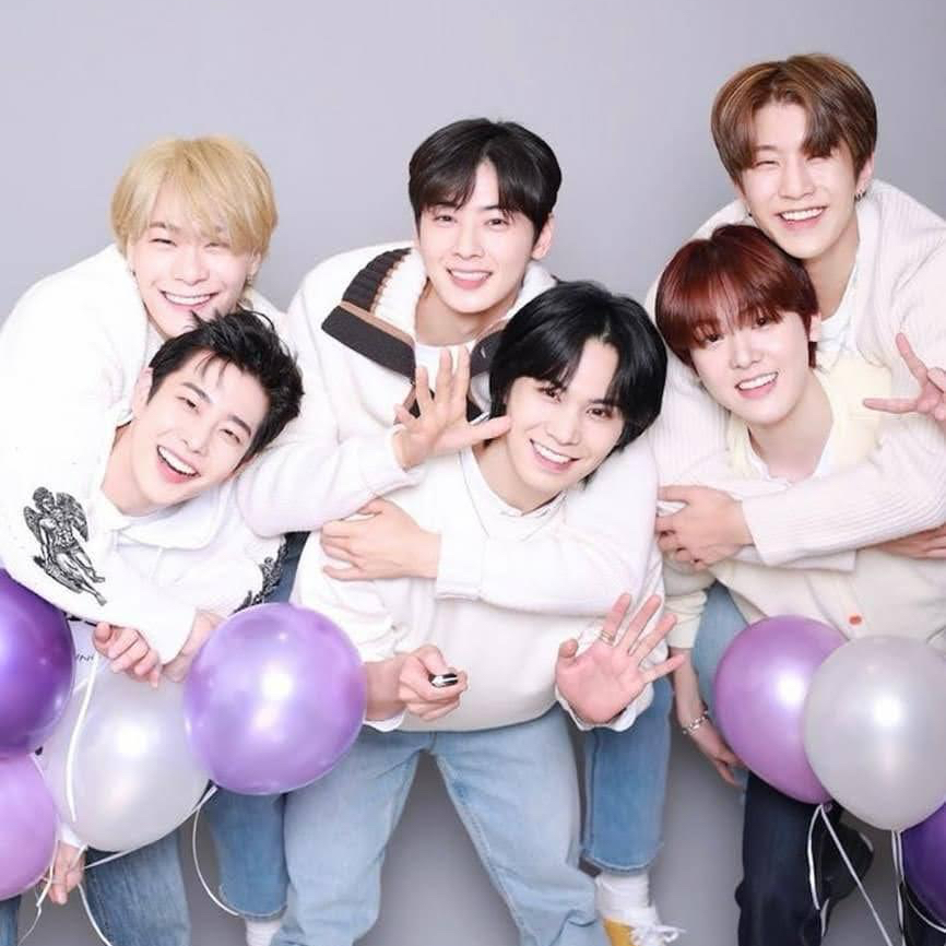 아스트로 최근 활동샷