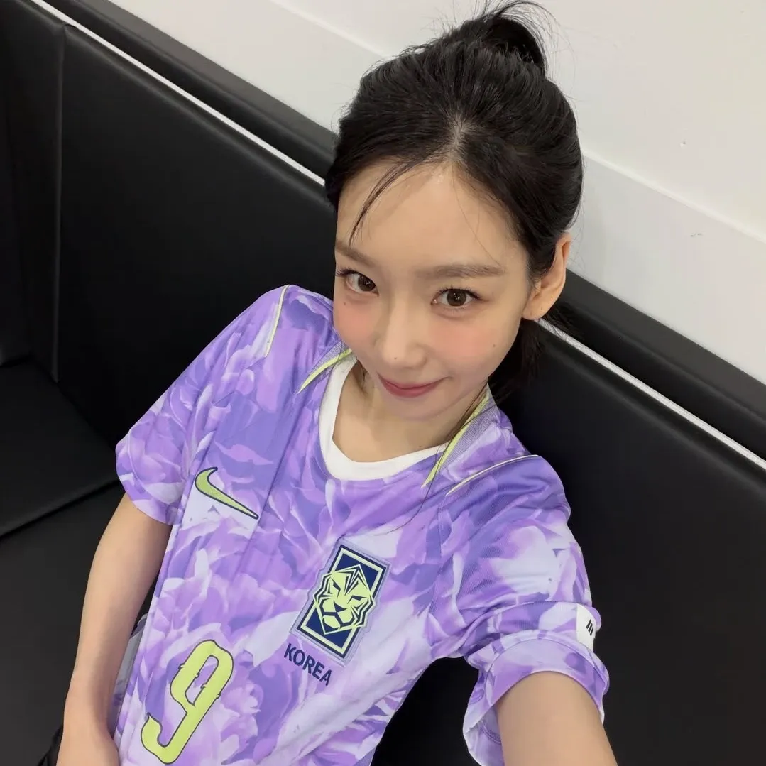 Behind-the-scenes cut of Taeyeon (Girls' Generation)