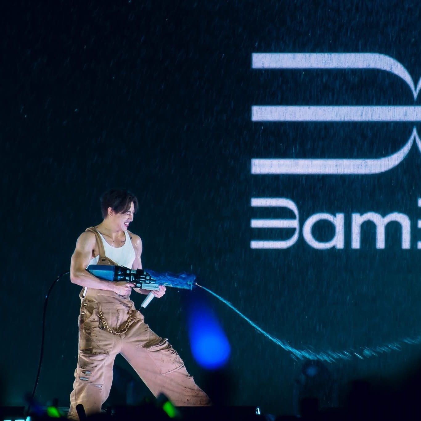 Latest photo of Bambam (GOT7)