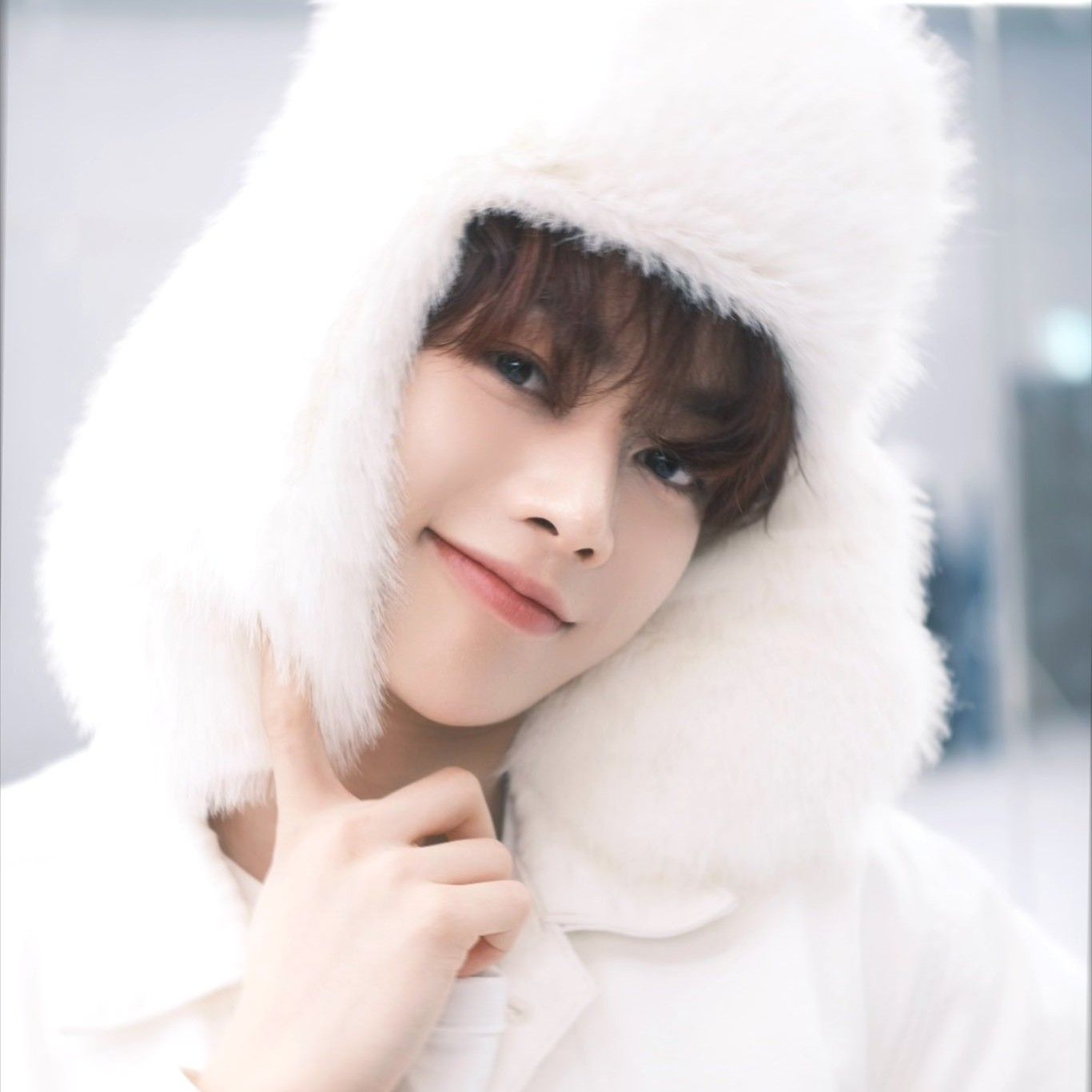 Behind-the-scenes cut of Hanbin (TEMPEST)