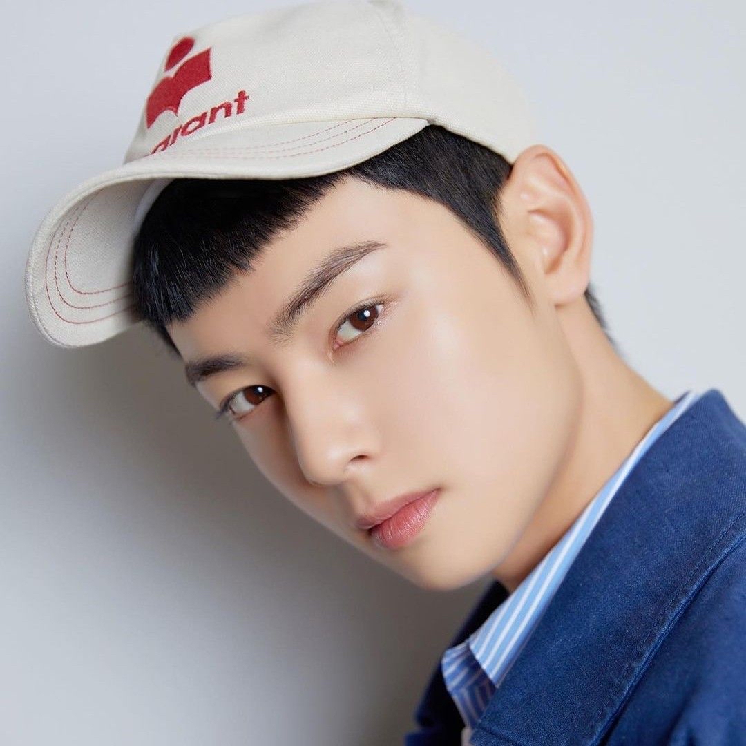 Latest photo of Eunwoo (ASTRO)