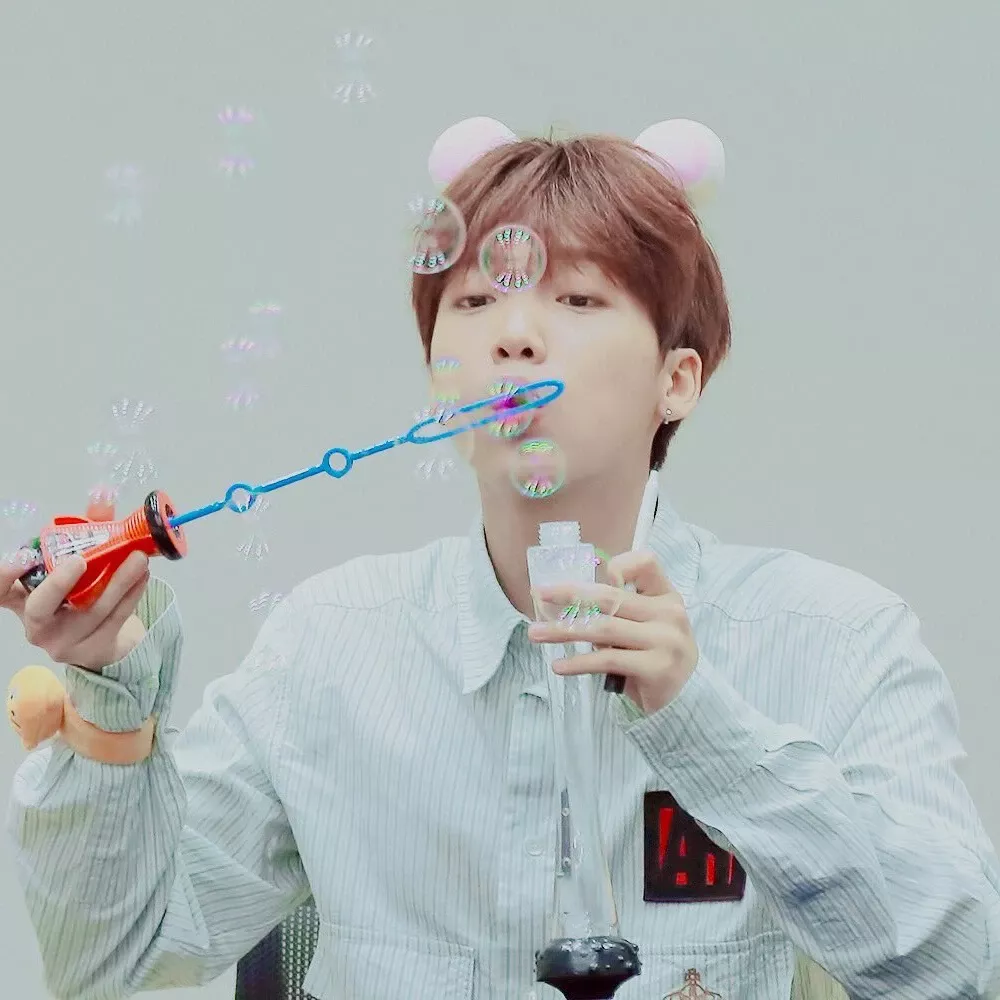 A moment captured by Jeong Sewoon's fan