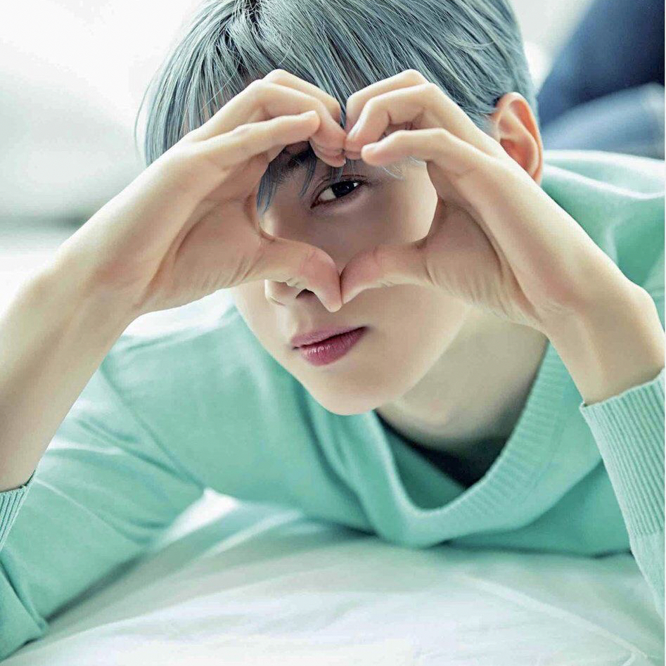 A moment captured by Eunwoo (ASTRO)'s fan