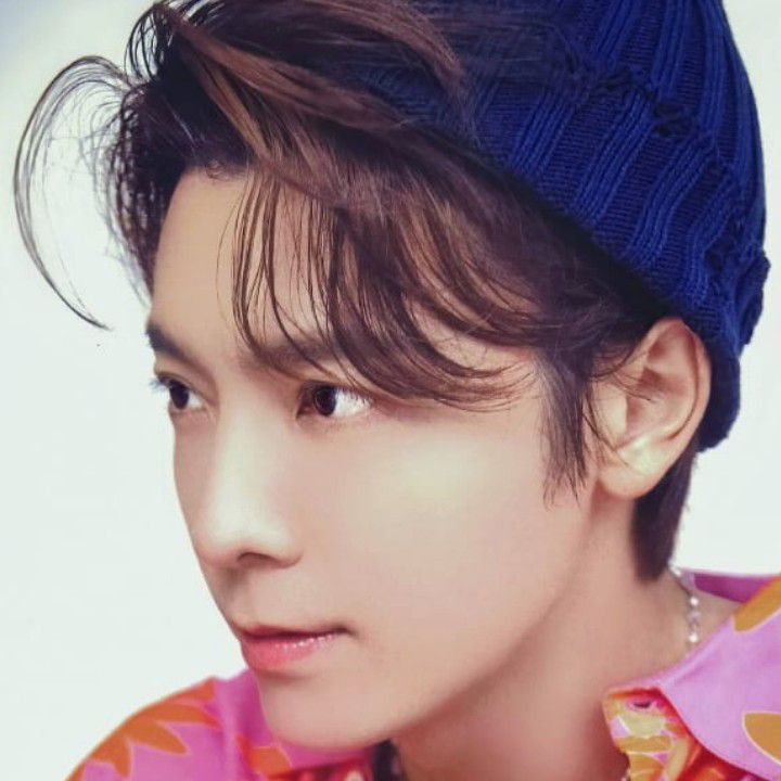 Momen yang diabadikan oleh penggemar Donghae (Super Junior)