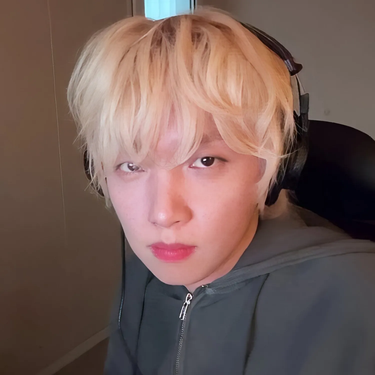 Behind-the-scenes cut of Jeong Sewoon