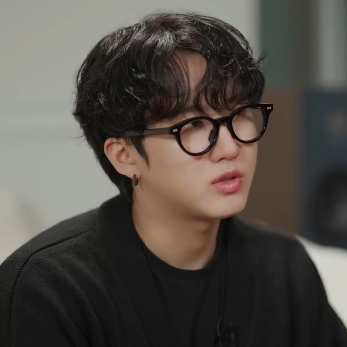 Behind-the-scenes cut of Changbin (Stray Kids)