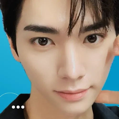 Recent activity shot of Jinbeom (WHIB)