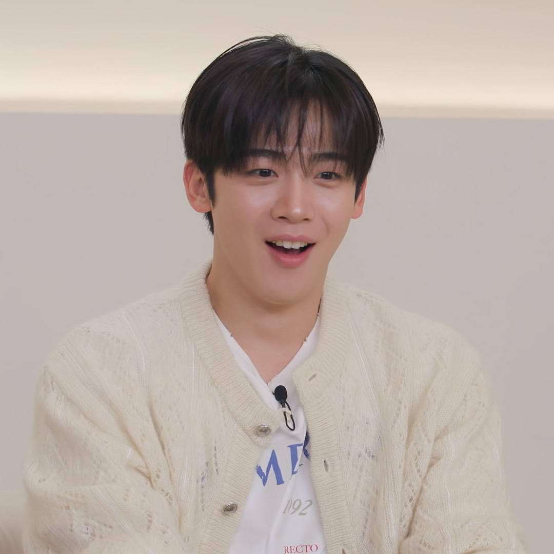 김요한 (위아이)의 최신 사진