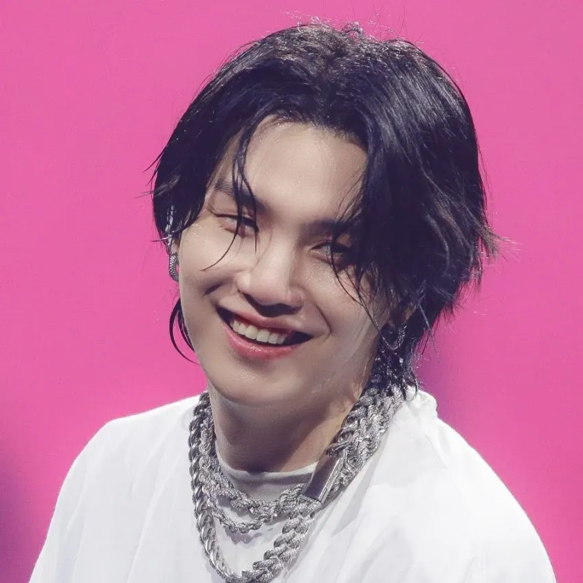 SUGA (防弹少年团)的最新活动照片