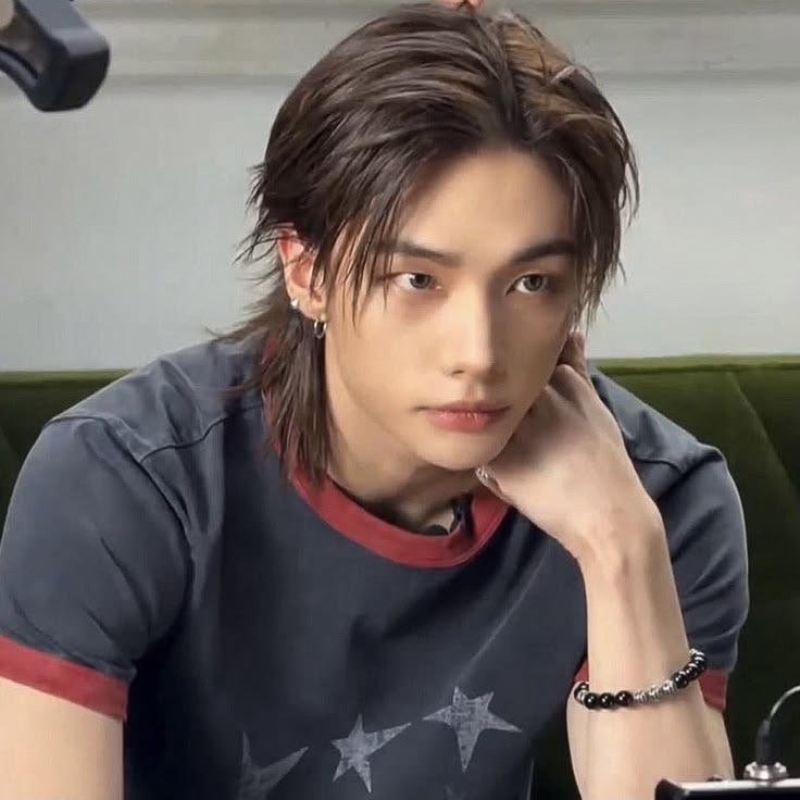 Behind-the-scenes cut of Hyunjin (Stray Kids)