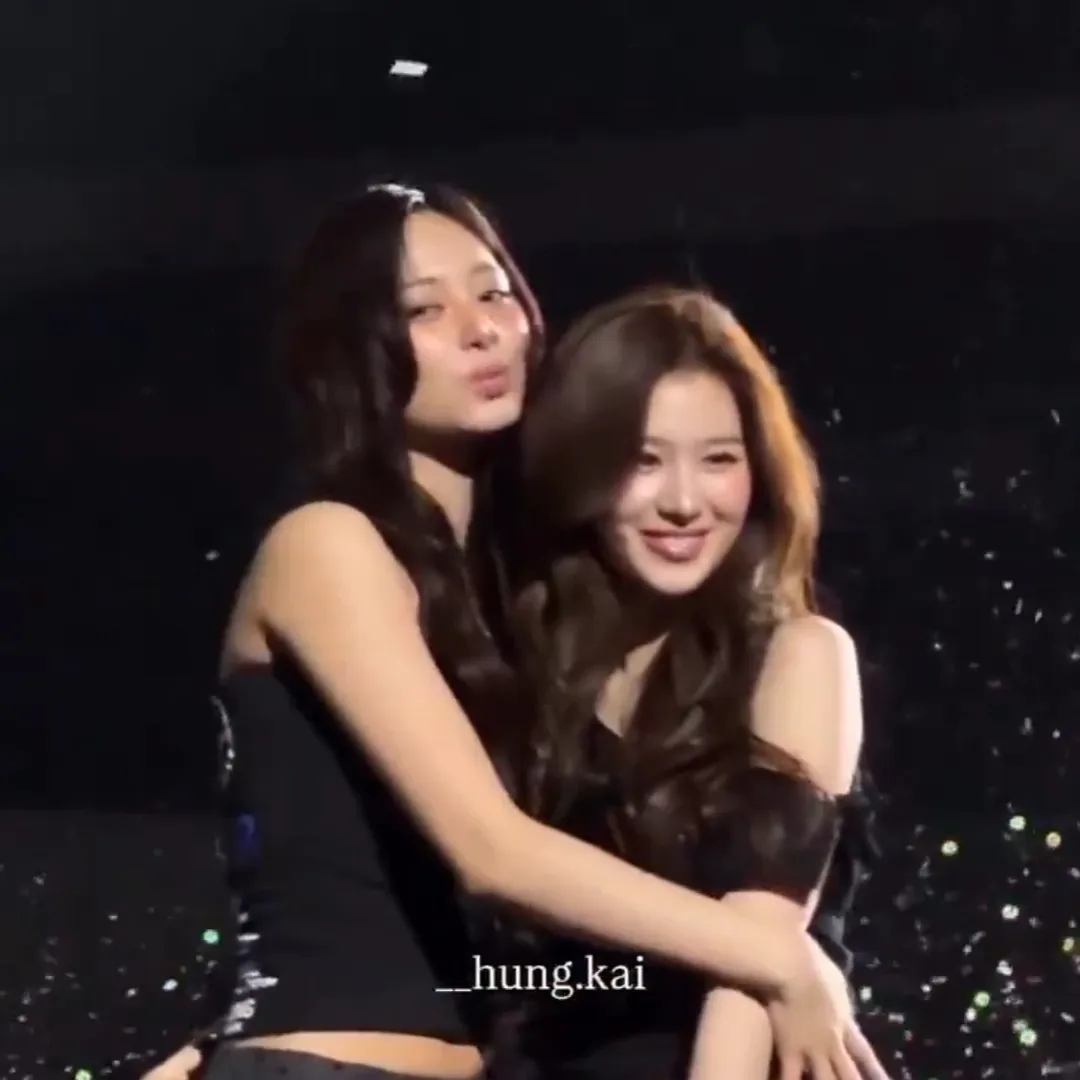 Potret di balik layar Tzuyu (TWICE)