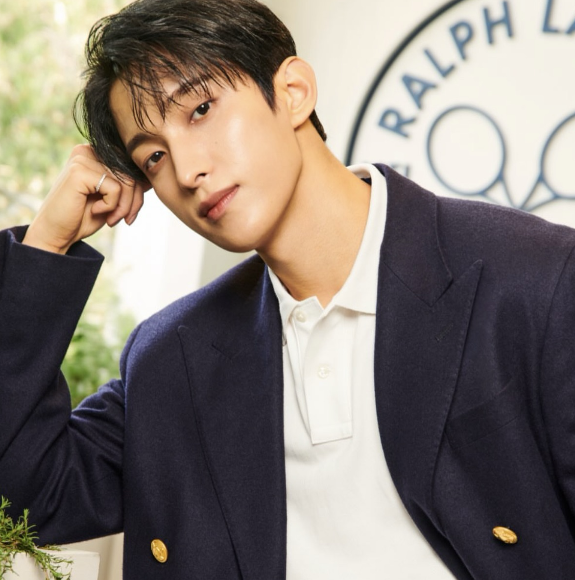 Foto terbaru DK (SEVENTEEN)