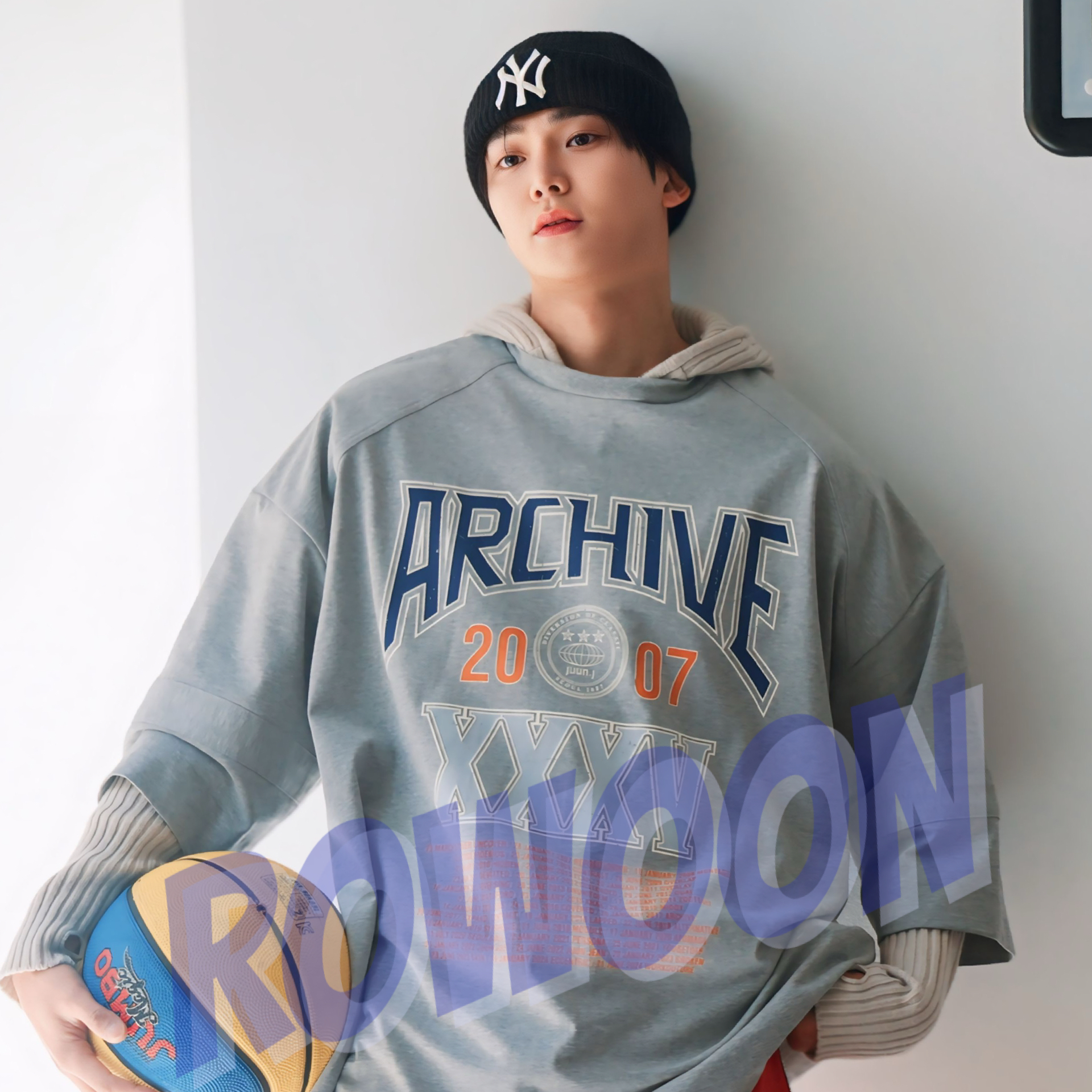 Behind-the-scenes cut of Rowoon