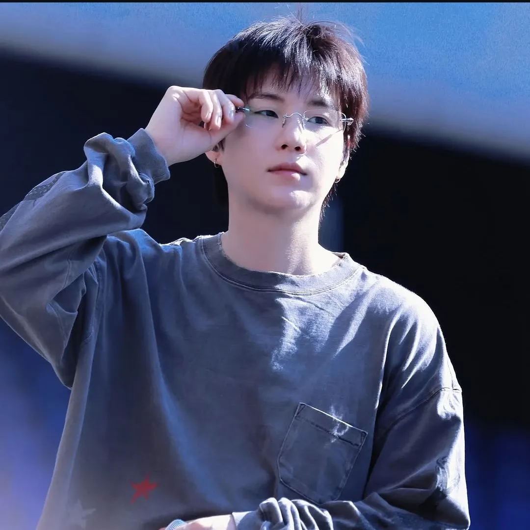 Foto terbaru SUGA (BTS)