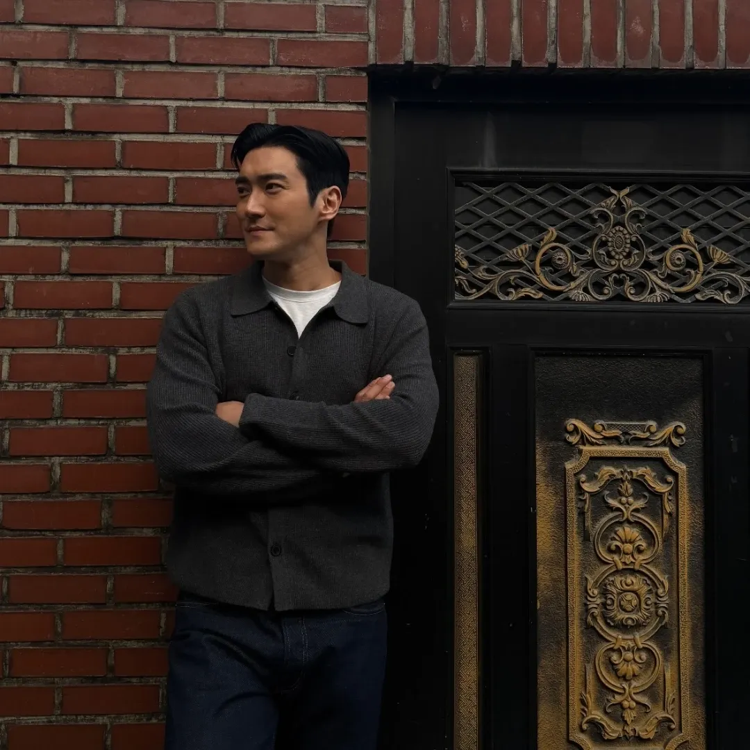 Recent activity shot of Siwon (Super Junior)