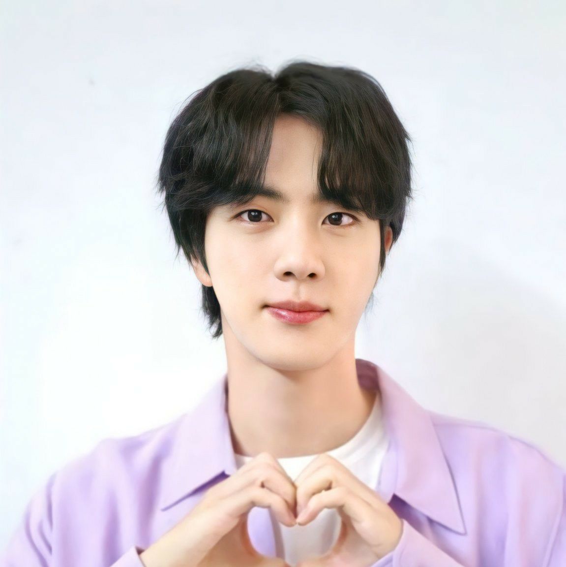 Momen yang diabadikan oleh penggemar Jin (BTS)