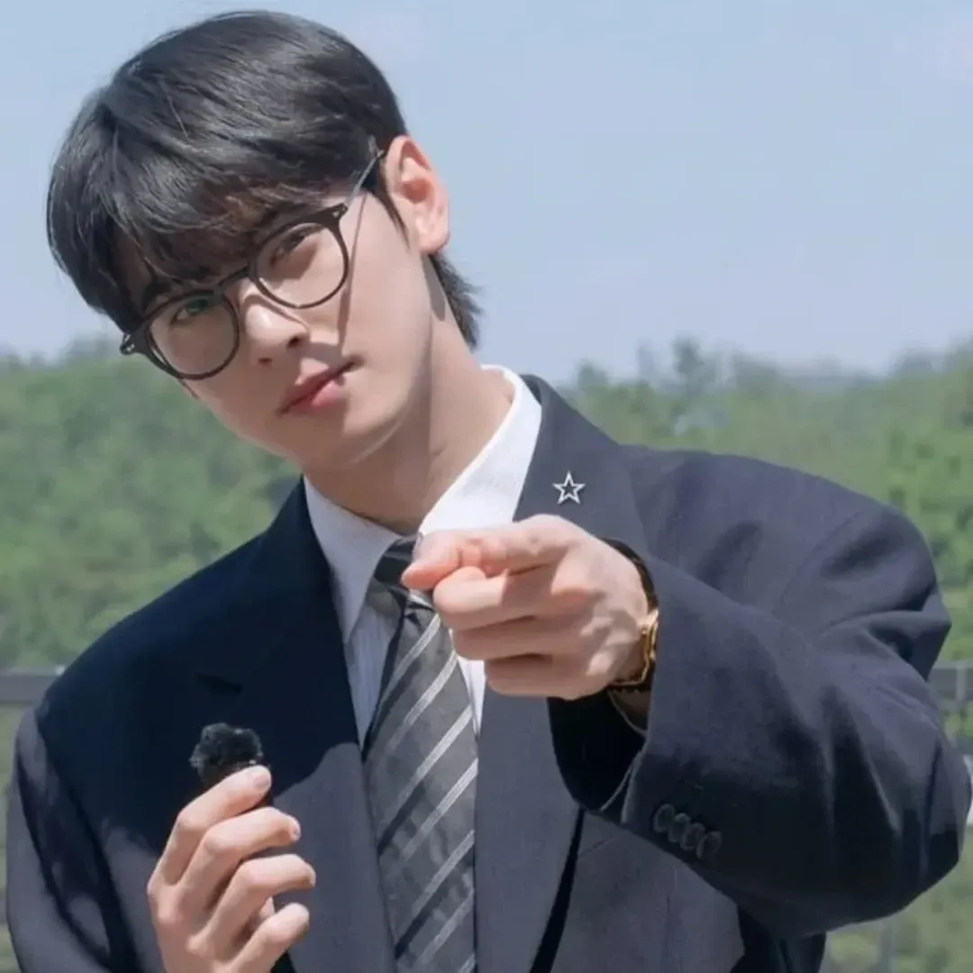 Latest photo of Eunwoo (ASTRO)