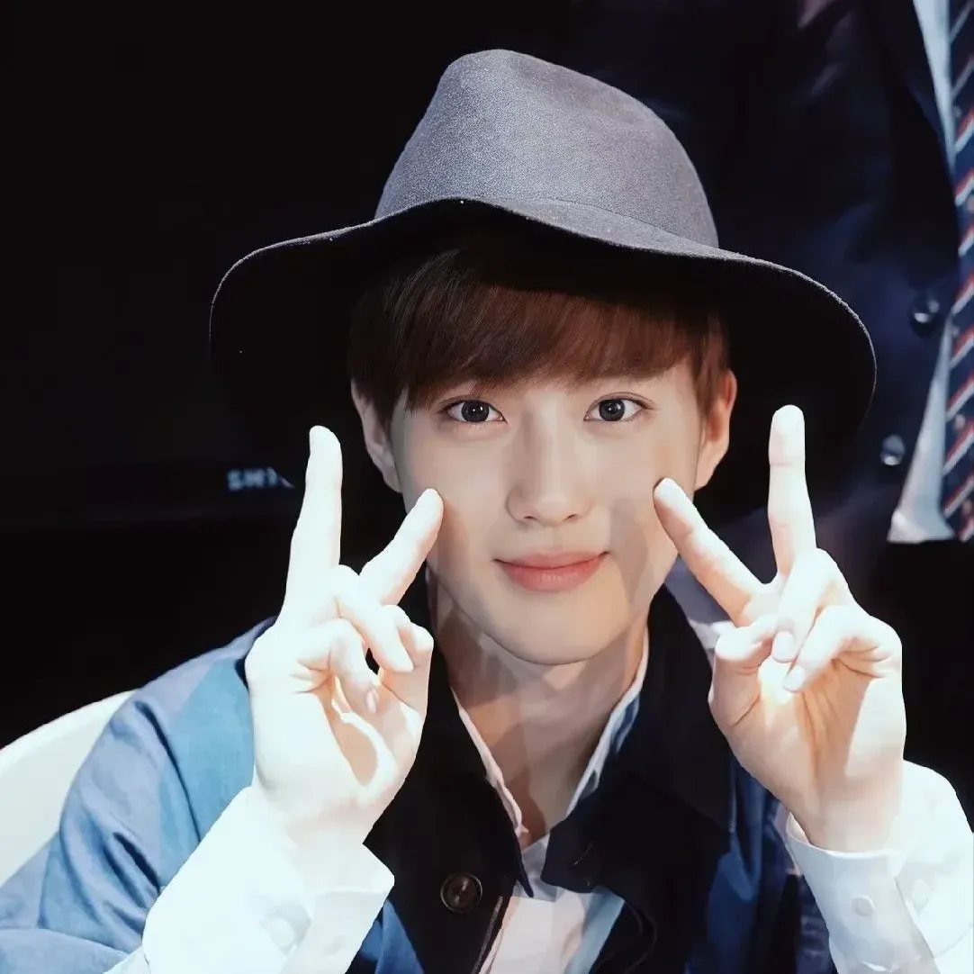 Potret di balik layar Suho (EXO)