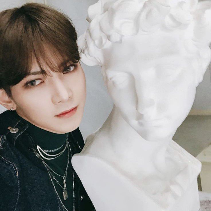 에이티즈 최근 활동샷