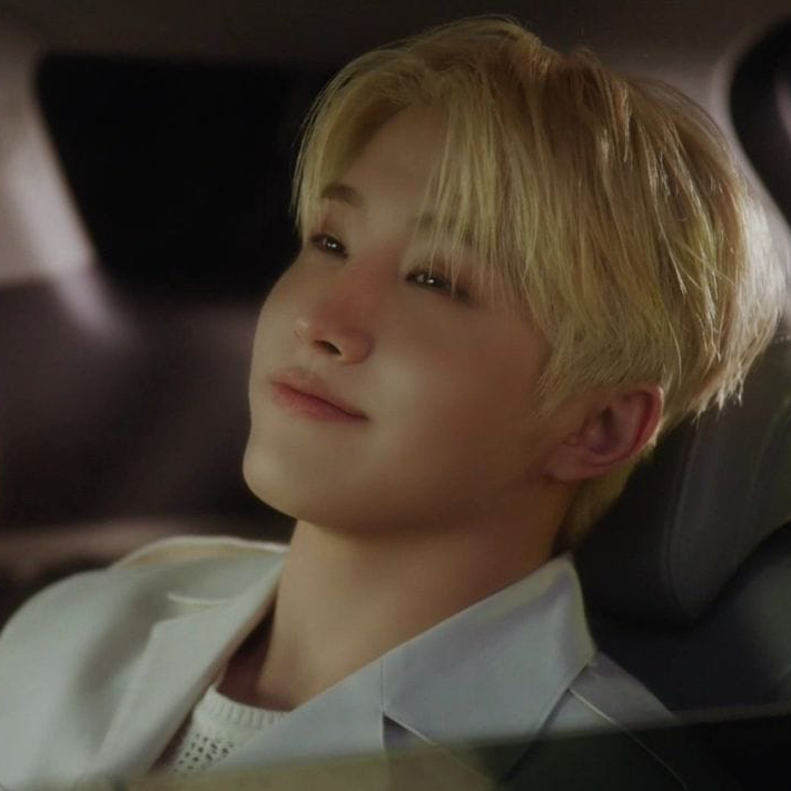 아스트로의 비하인드 컷