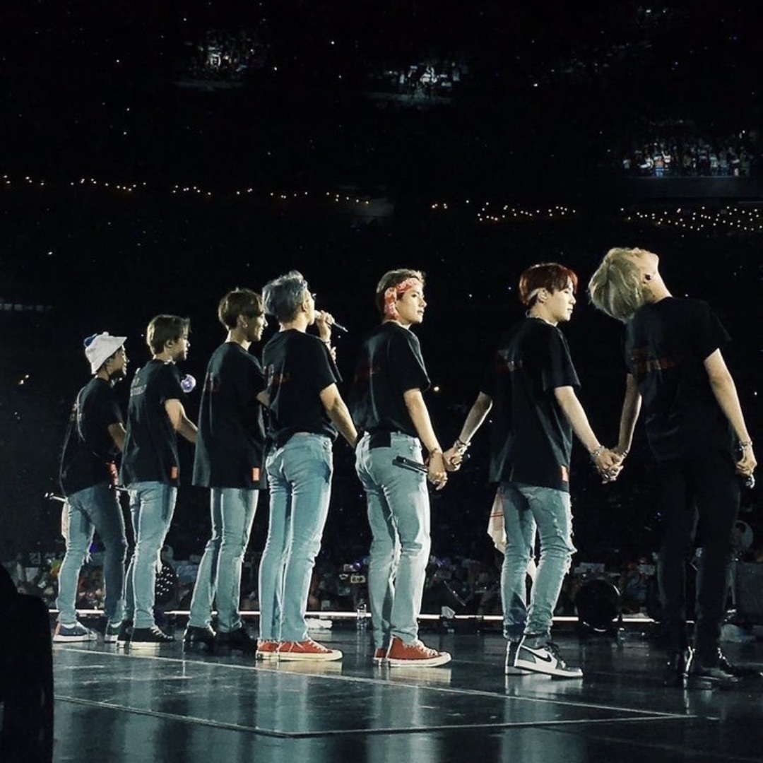 Foto aktivitas terbaru BTS