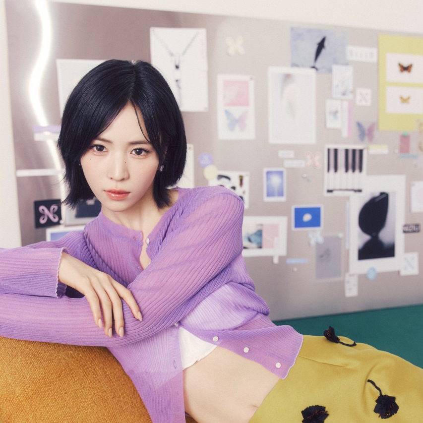 Behind-the-scenes cut of Maya (NiziU)